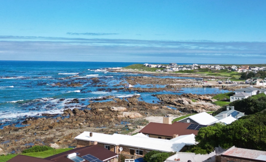 6 Bedroom Property for Sale in Kleinbaai Western Cape